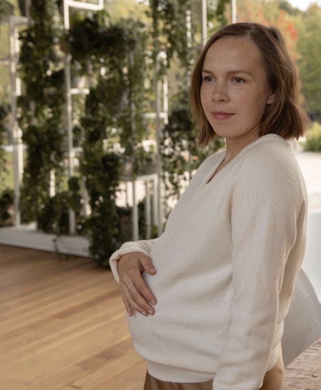 Алина Мануйлова, преподаватель йоги, йога для беременных, перинатальная йога