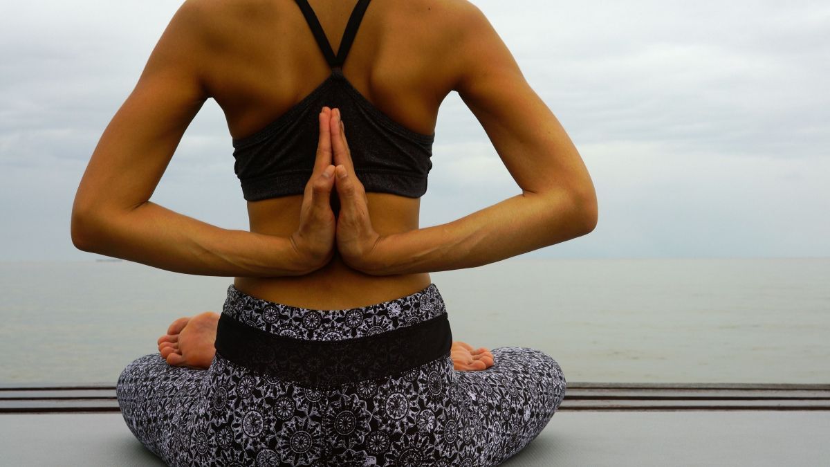 Yoga Journal - Маски, которые мы носим