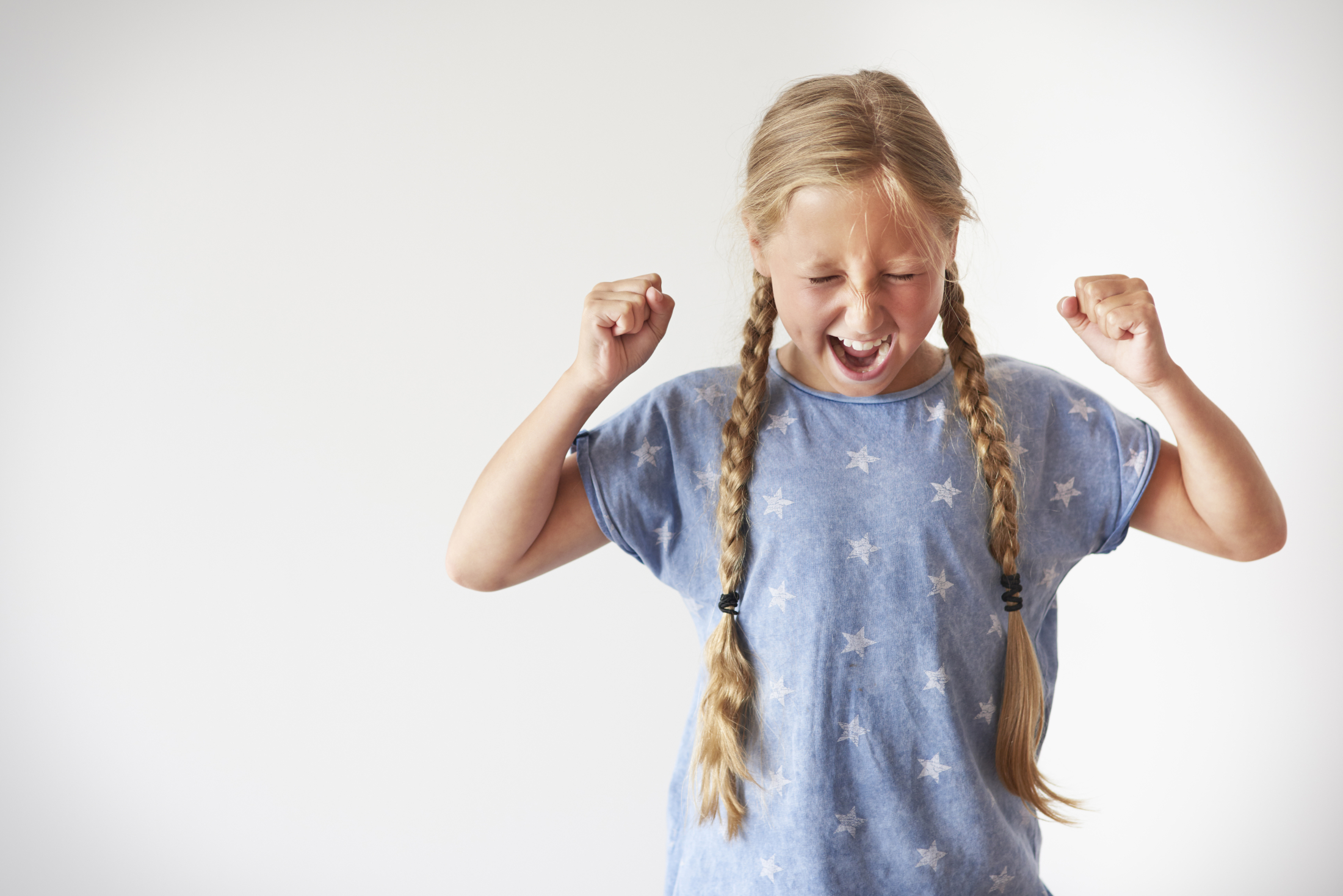 angry-little-girl-screaming-very-loud.jpg angry-little-girl-screaming-very-loud.jpg