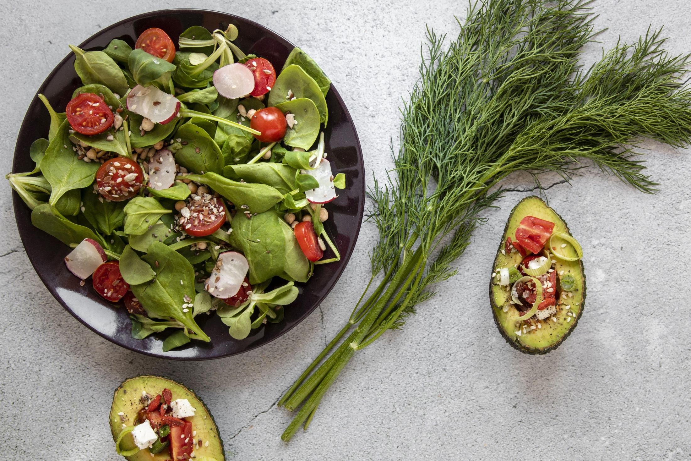 plate-with-salad-avocado.jpg