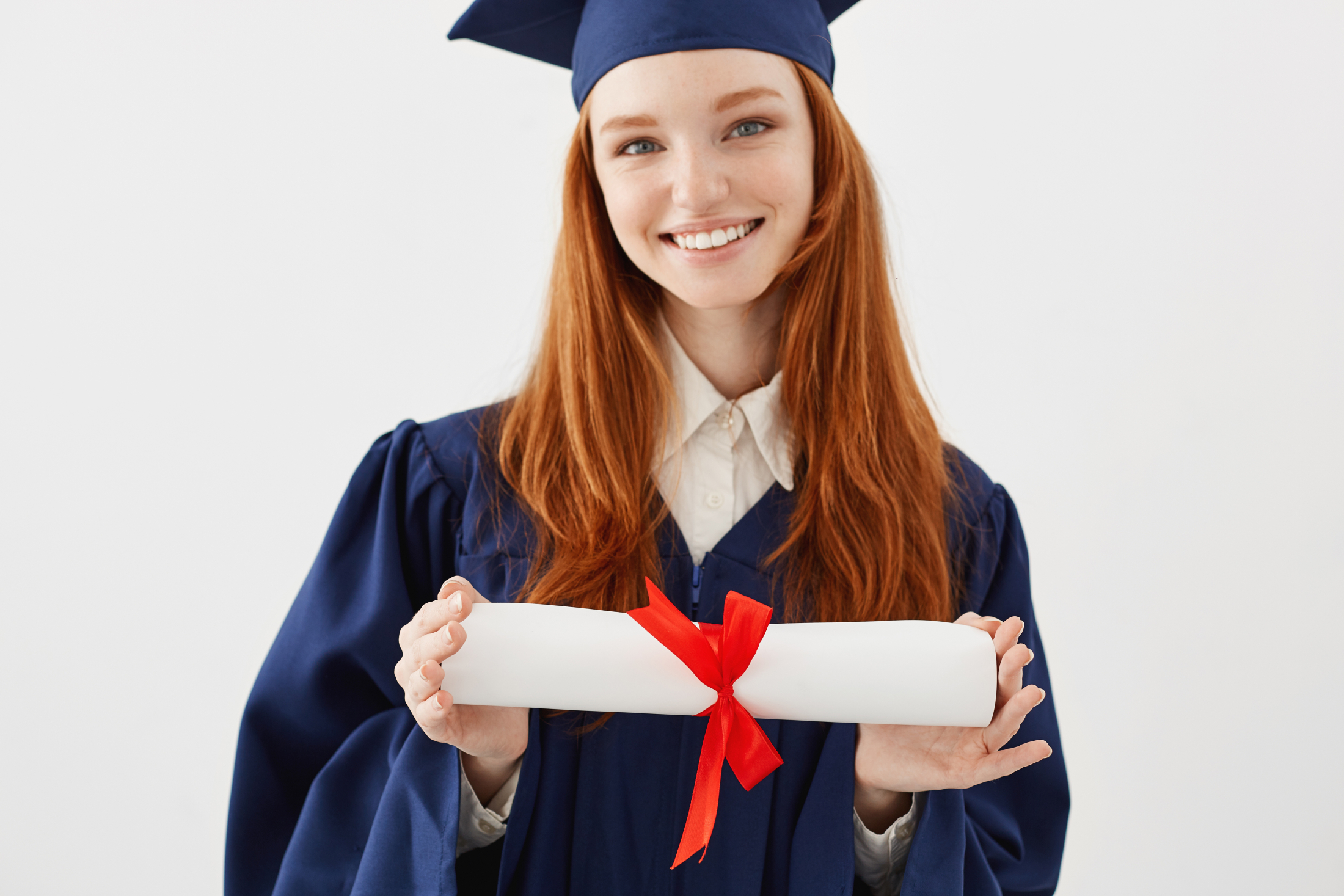 5 дхармических типов: определи свой close-up-portrait-happy-foxy-woman-graduate-cap-smiling-holding-diploma-young-redhead-woman-student-future-lawyer-engineer.jpg