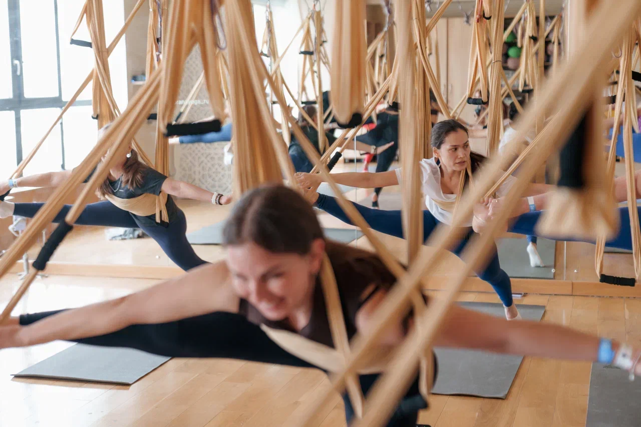 26 конф гамаки стоя.png