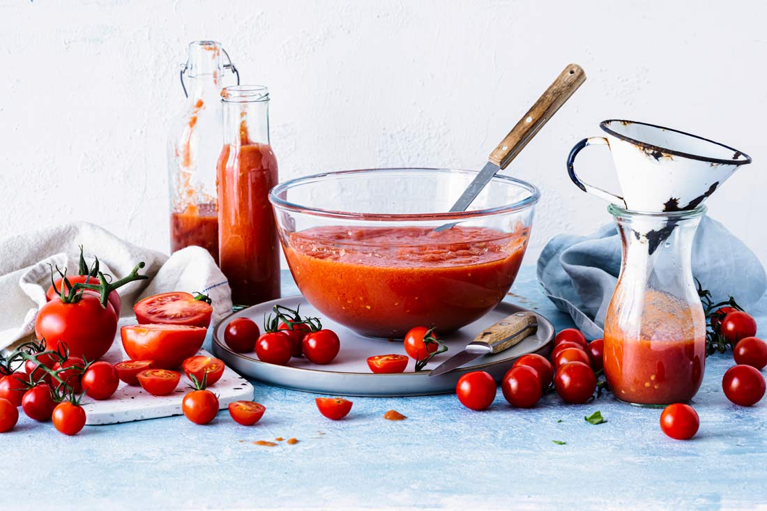 homemade-gazpacho-tomato-soup-food-photogray.jpg
