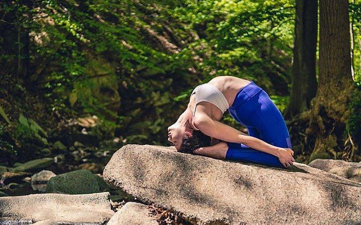 4 интересных факта о том, как йога лечит