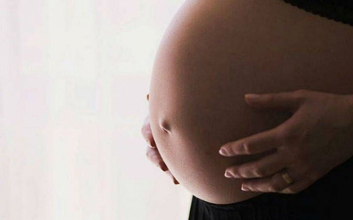 Почему занятия йогой полезны во время беременности