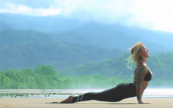 Потрясающее йога-видео из Коста-Рики