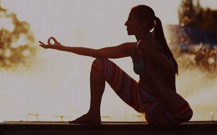 Как изменить свою карму с помощью йоги
