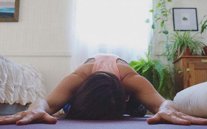 9 поз йоги для спокойного сна 