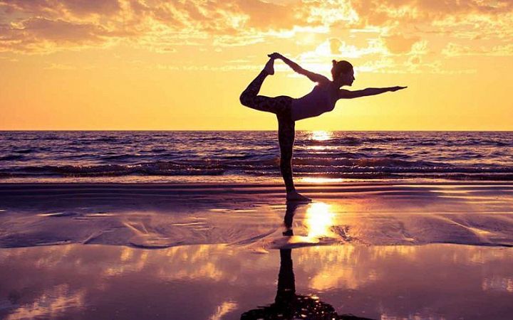Асана: фундамент практики йоги