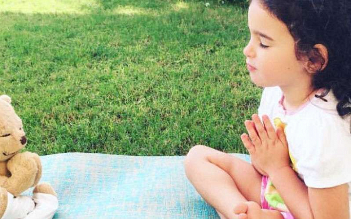Видео-урок: йога для здоровья ребёнка