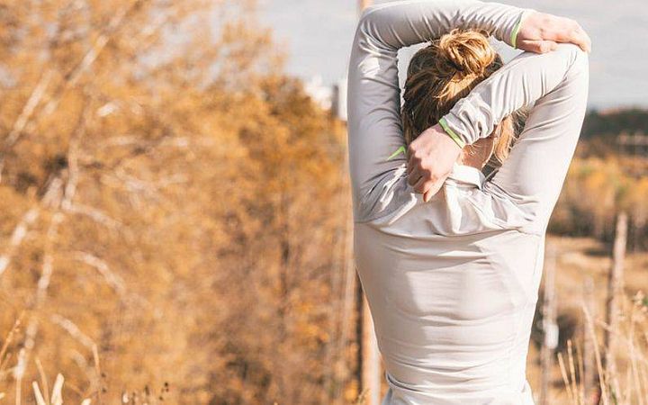 5 упражнений, которые помогут сохранить тонус в холодный сезон
