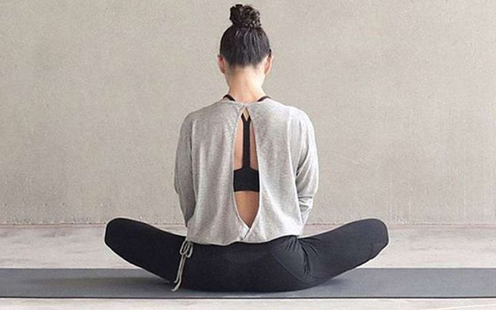 5 способов обуздать свое эго с помощью йоги