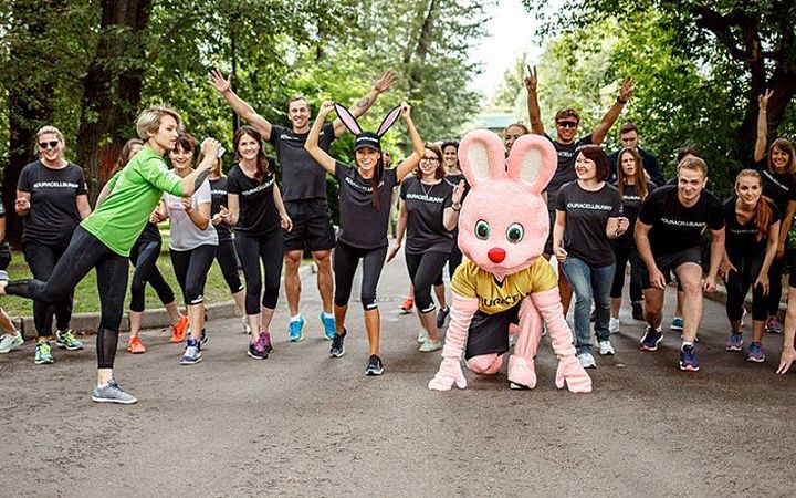 В Москве и 29 городах России стартовал уникальный проект «Беги дольше с Duracell Bunny»